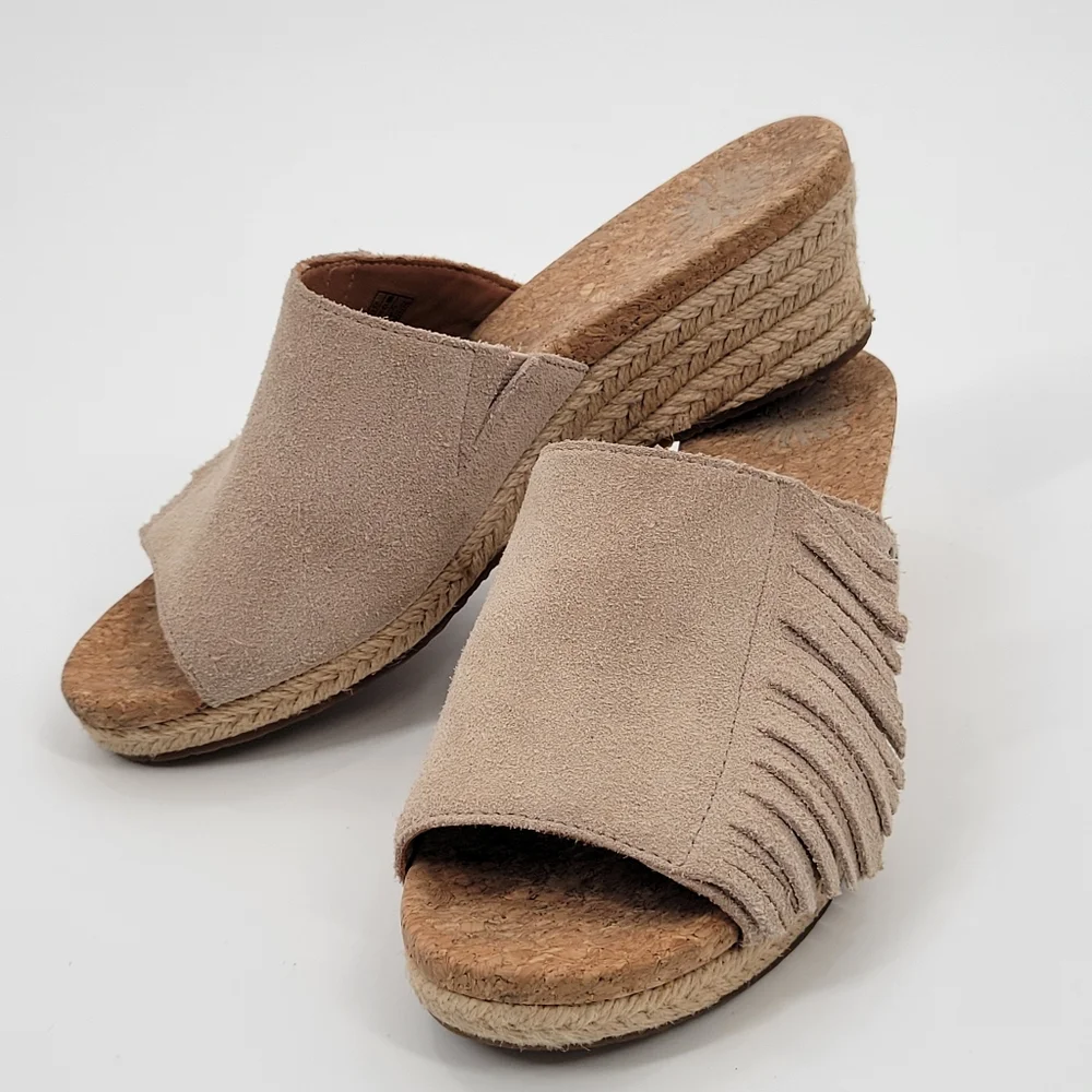 Ugg Danes Wedge Suede Leather Espadrille Fringe Sandal 6